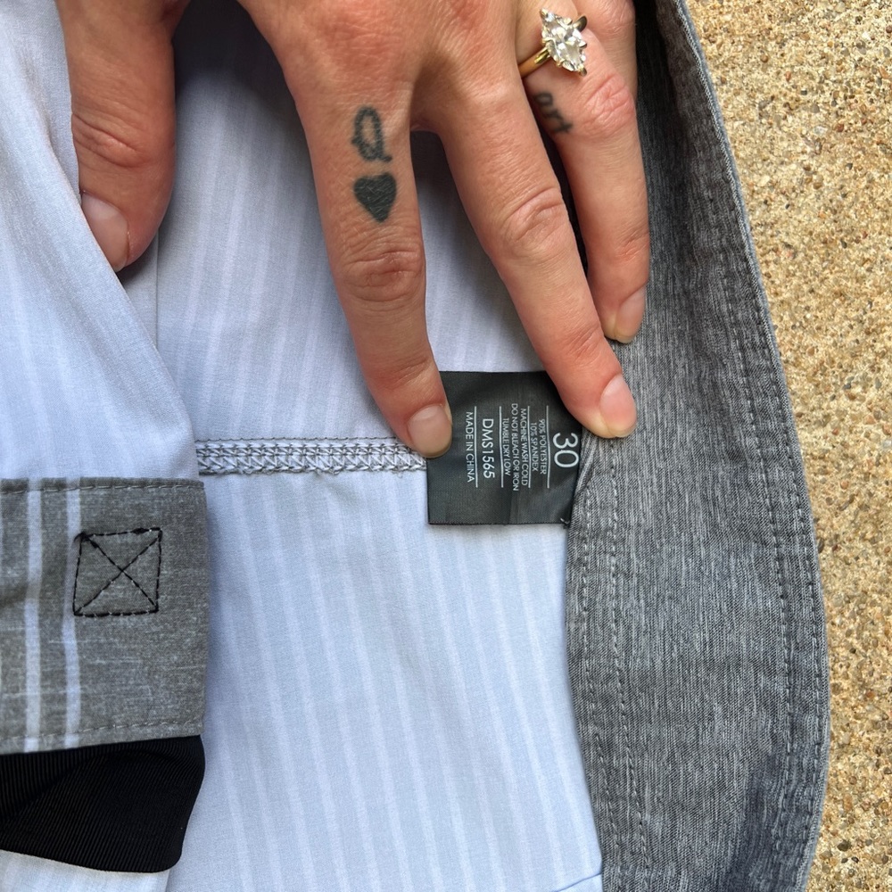 NWOT Ron John Surf Shop men’s board shorts